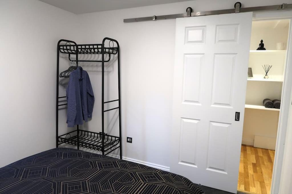 ***Spotless, Bright 1 Double Bed Apartment*** Bath Dış mekan fotoğraf